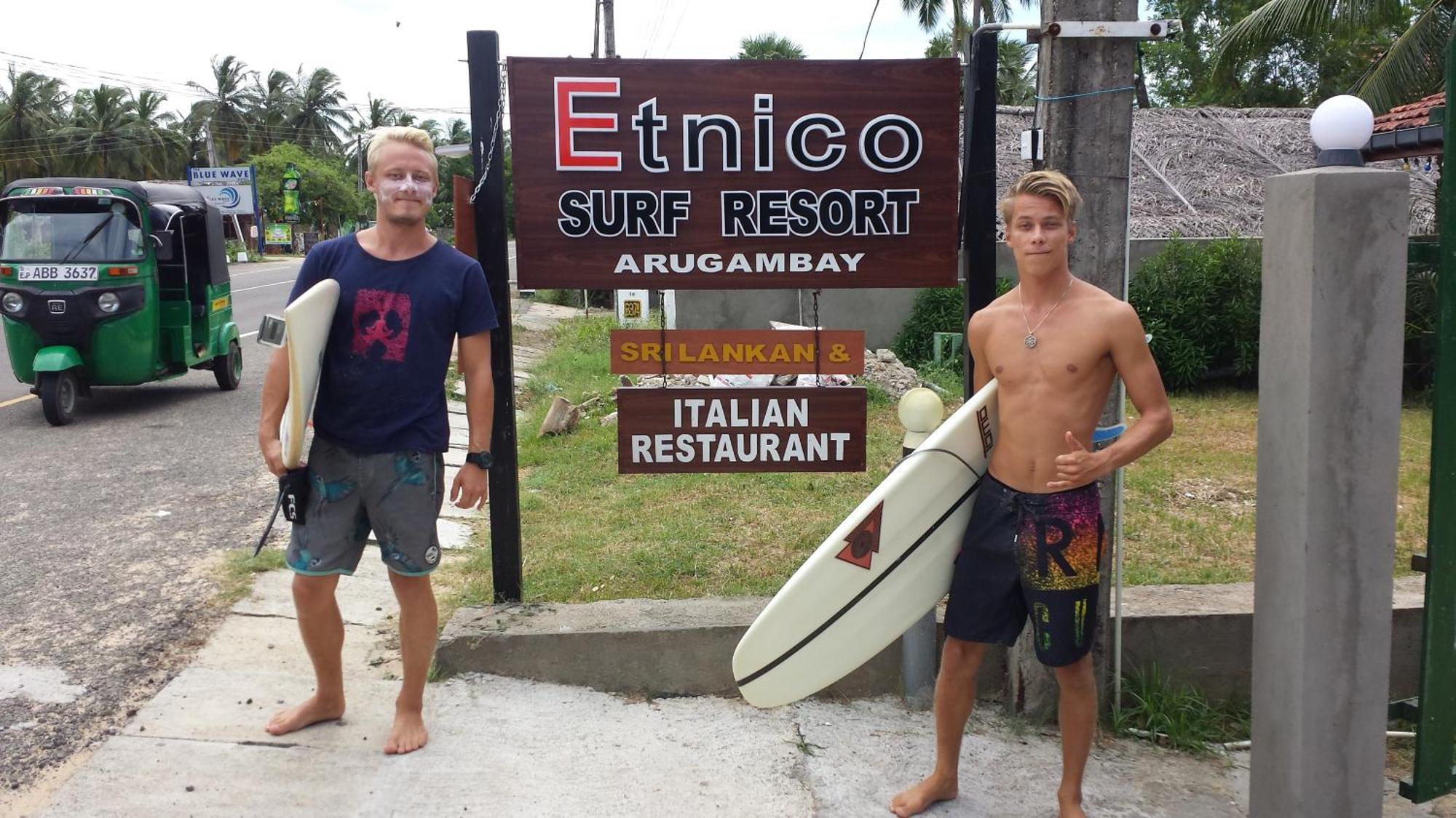 Etnico Surf Resort 阿鲁甘湾 外观 照片